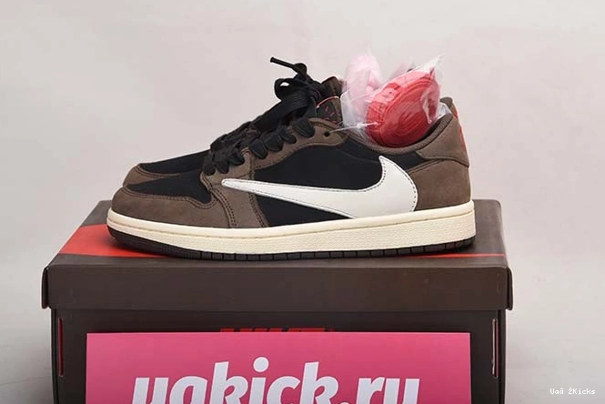 TRAVIS 7531 JORDAN LOW 1 262 AIR MOCHA SCOTT DARK CQ4277- AllSeason 0618
